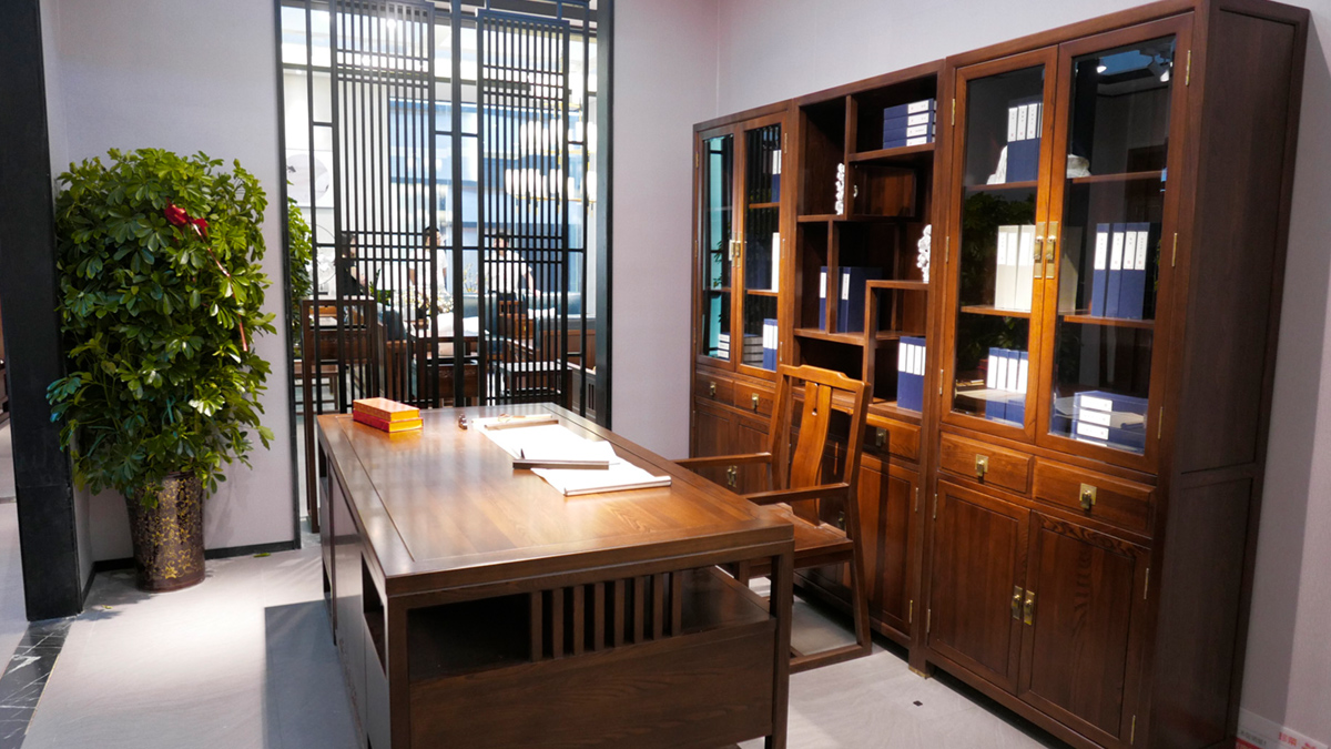 珍榮家居書房燈光設(shè)計方案展示